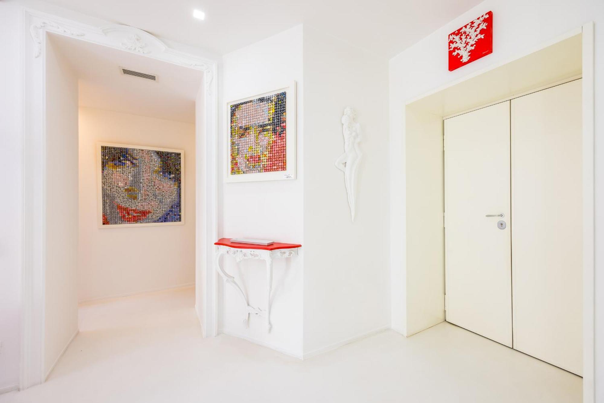 Morghen Red Passion And Pop Art Apartment *