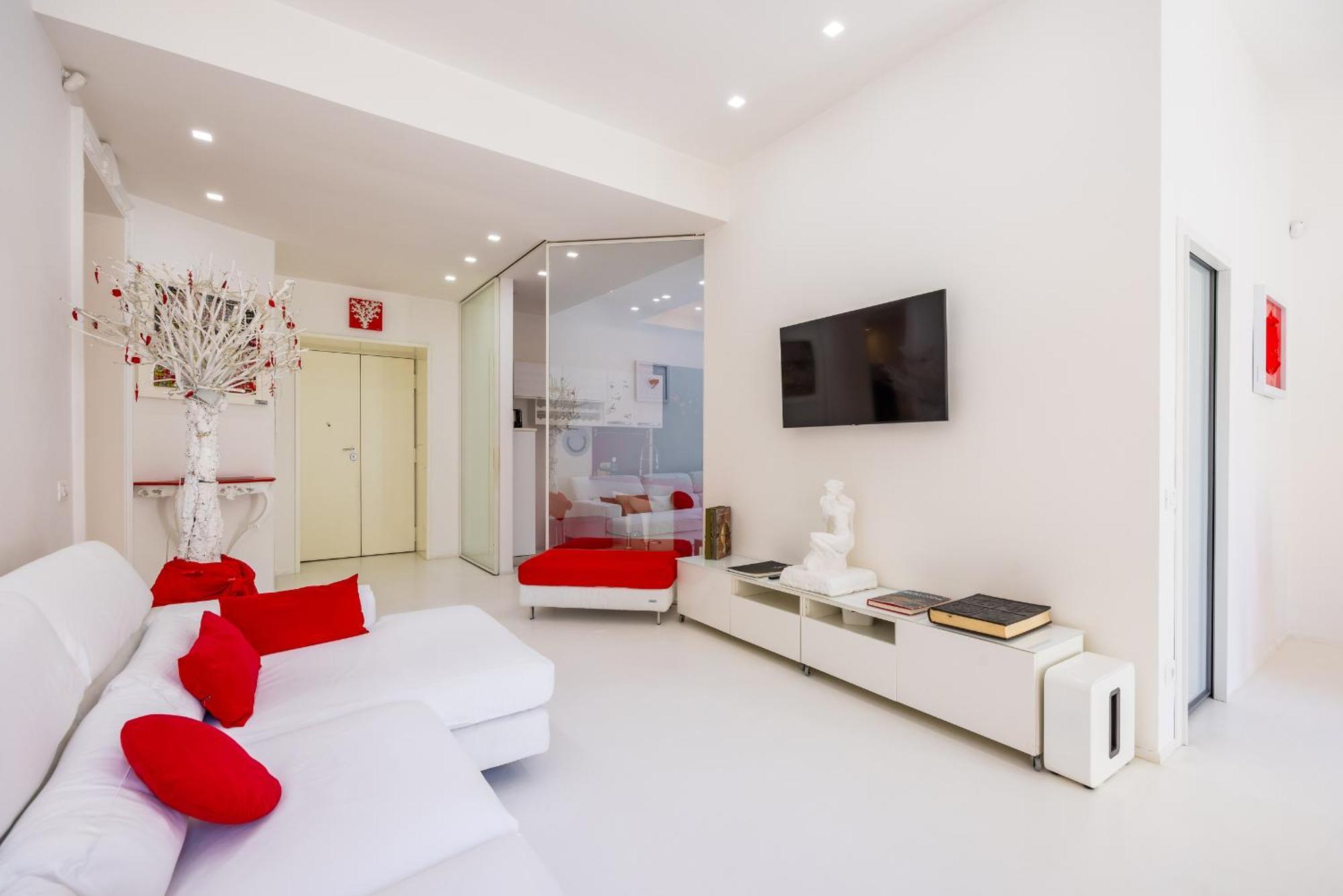 Morghen Red Passion And Pop Art Apartment *