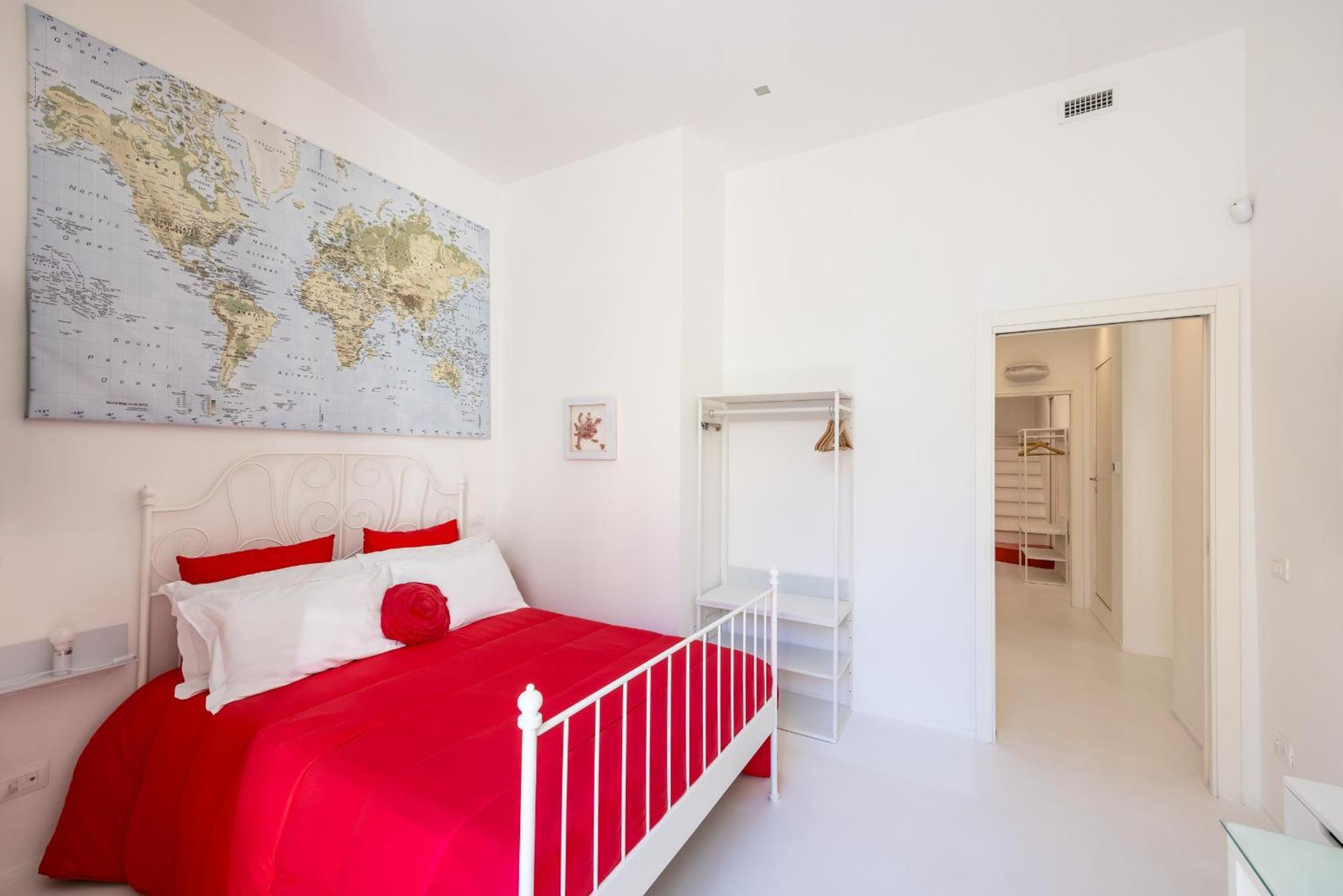 Apartment Morghen Red Passion And Pop Art *